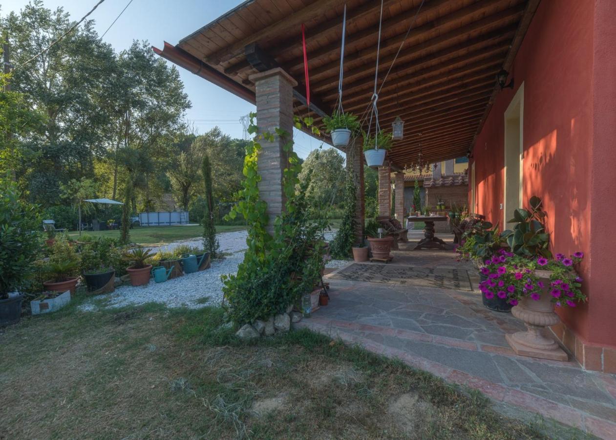 Coiano La Casa Rossa Bed & Breakfast エクステリア 写真