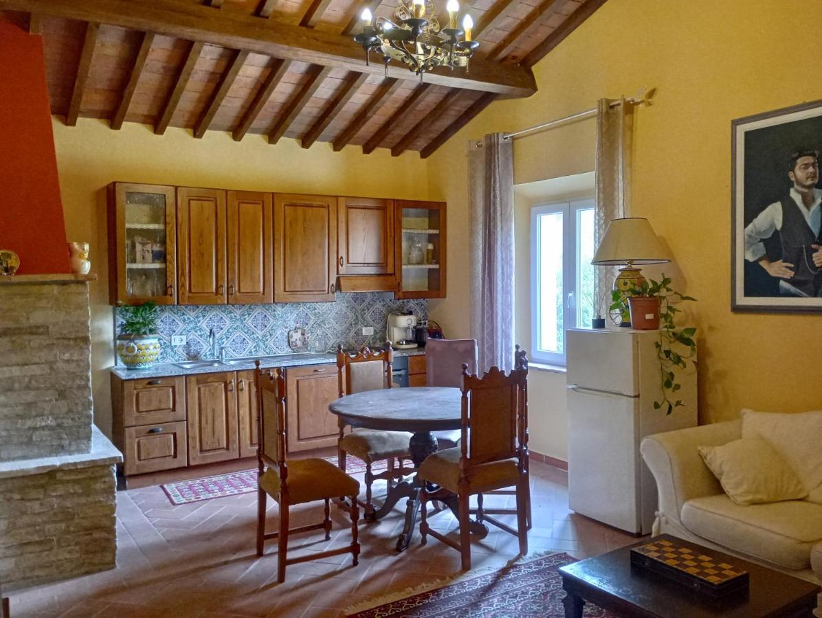 Coiano La Casa Rossa Bed & Breakfast エクステリア 写真